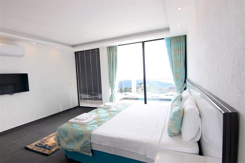 1st Bedroom