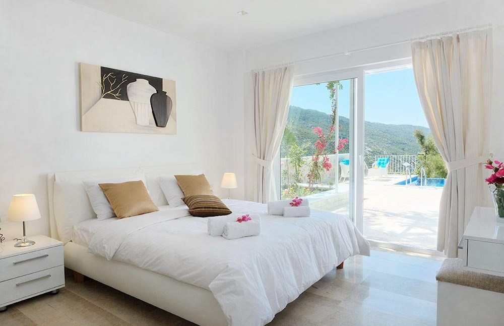  1. Bedroom