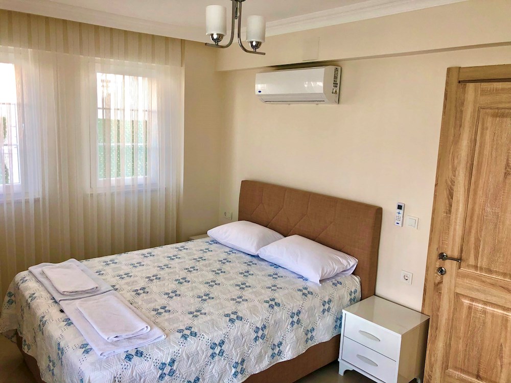 2. BEDROOM