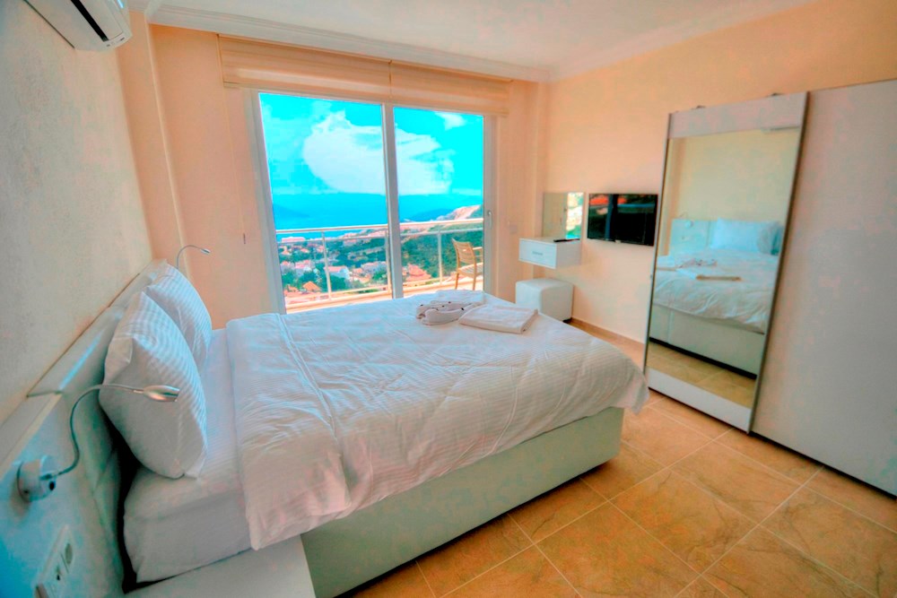 1st Bedroom