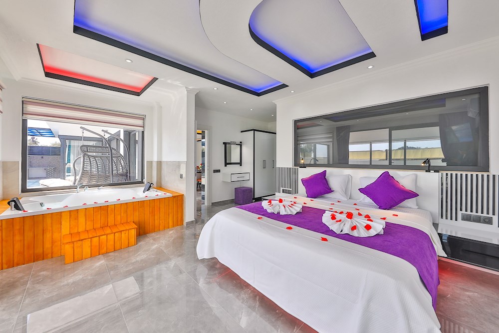 1.Bedroom 