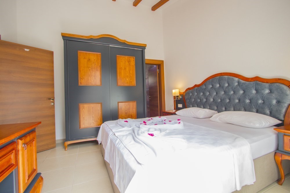 1st Bedroom
