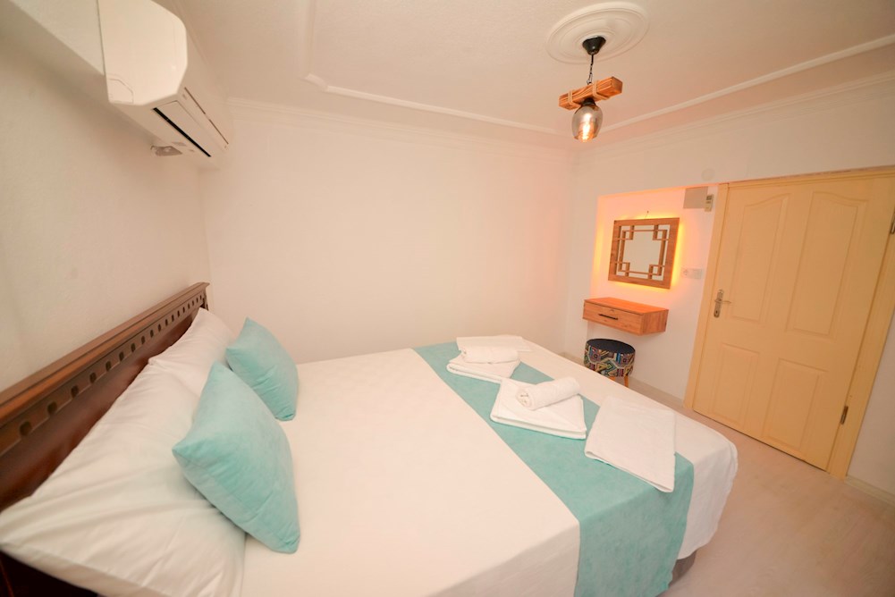  4. Bedroom