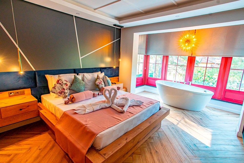 9st Bedroom
