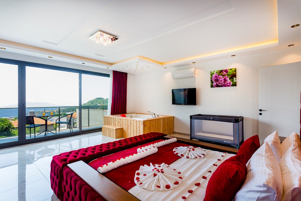 1.Bedroom