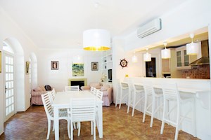 VİLLA BİTEZ-1
