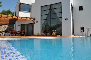 VİLLA İZTUZU
