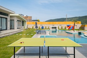 VİLLA LUCENTA