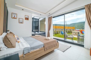 VİLLA LUCENTA