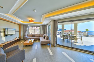 VİLLA VALONYA-1
