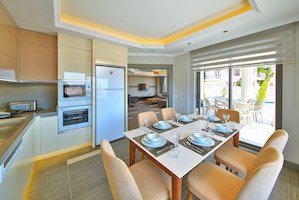 VİLLA VALONYA-1