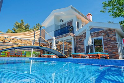 VİLLA REGULUS
